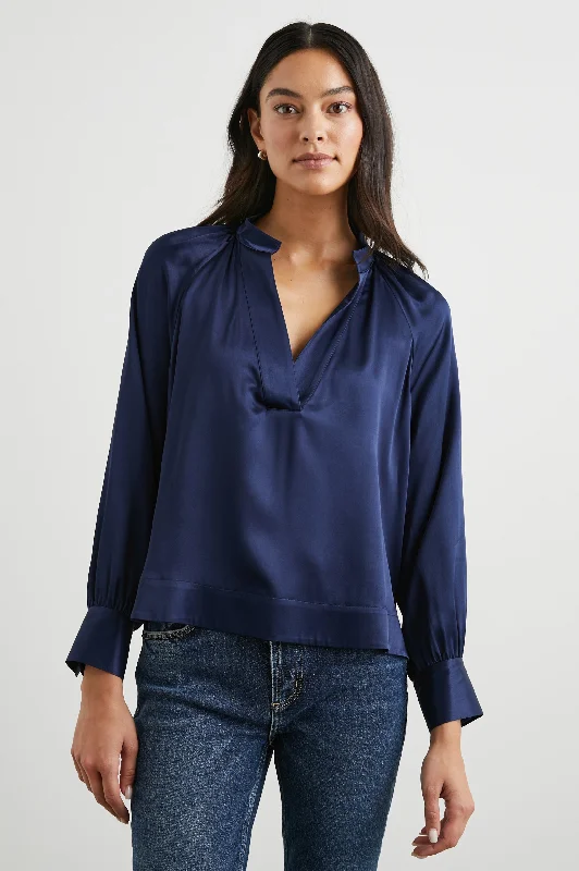 WYNNA TOP - NAVY