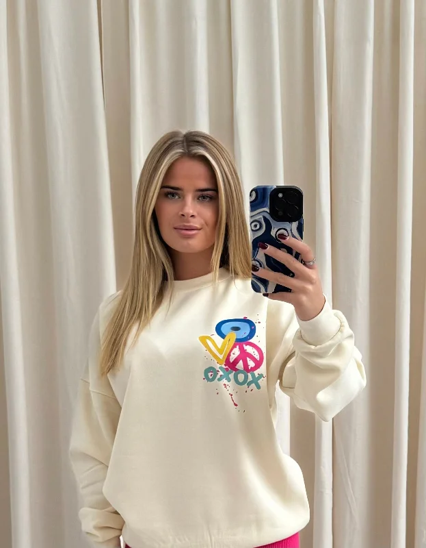 XOXO Graffiti Sweatshirt Cream